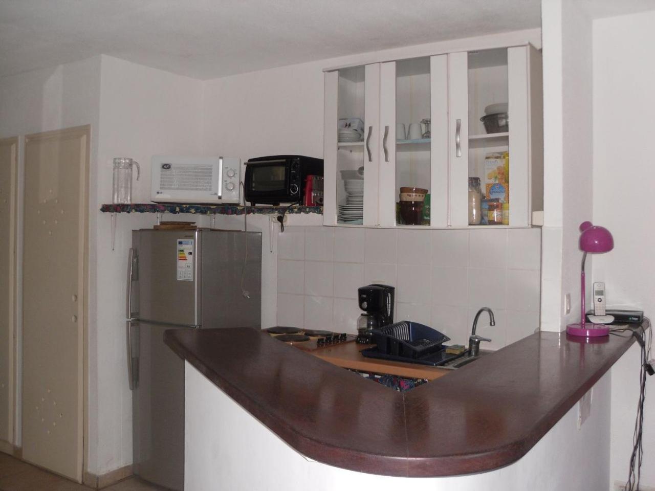 Du Cote De Sainte-Anne Apartment Exterior photo